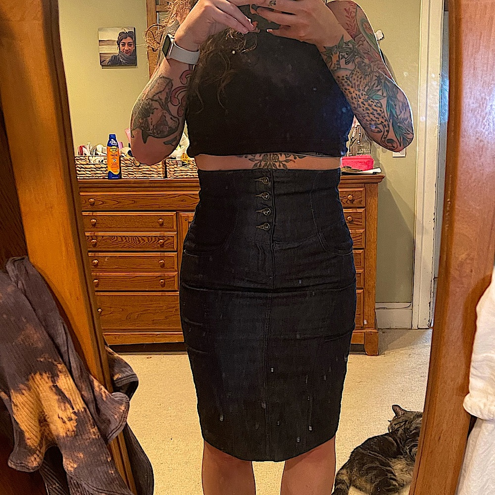 Armani Exchange Y2K dark denim pencil skirt with back slit size 2